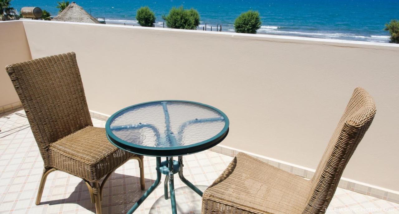 Alexandra Seaside Villas Platanés Exterior photo